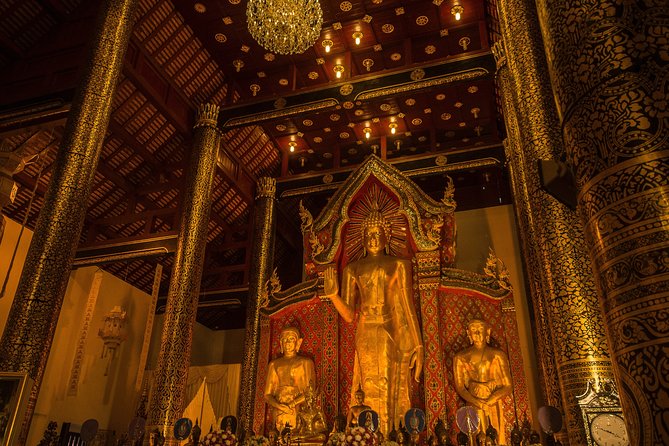 Iconic Half-Day Landmarks & Temples of Chiang Mai - Warorot Market (Kad Luang): a real-life pulse between temples