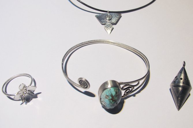 Jewellery Making Class with Silversmithing in Chiang Mai - Lunch break timing and how to plan your day around it