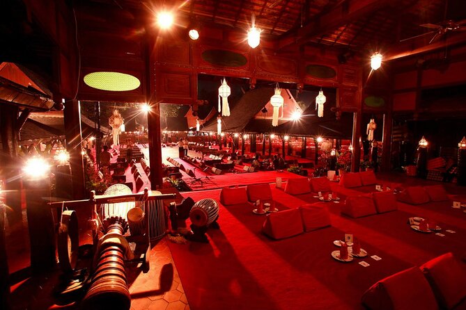 Khantoke Dinner and Cultural Show At Old Chiang Mai Cultural Center - What the Khantoke dinner feels like on floor mats