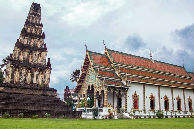 Lamphun and Lampang City Temples Small Group Tour – Full Day - Stop 3: Wat Phra That Lampang Luang, Lanna-style architecture and a massive brick gate