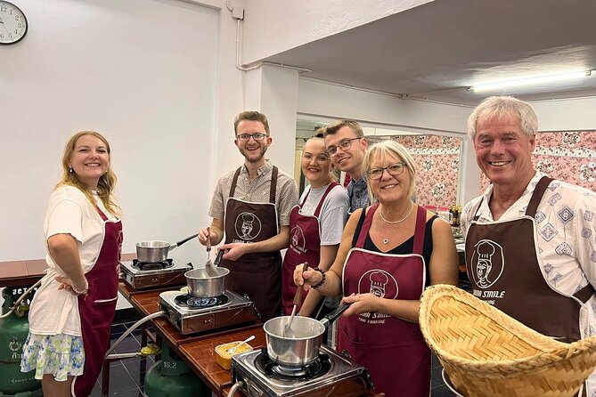 Lanna Smile Thai Cooking Class in Chiang Mai with Market tour - What you eat, how the pacing feels, and why coming hungry matters