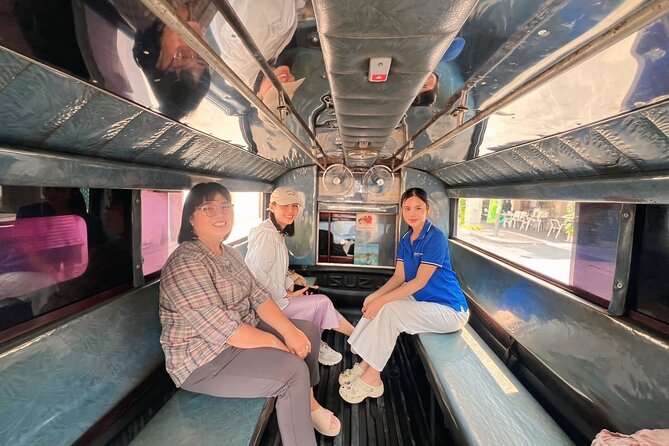 Long Neck Village, Silver Temple & Chiang Mai Top Cultural Sites - Stop 1, Wat Sri Suphan (Silver Temple): what you should look at fast