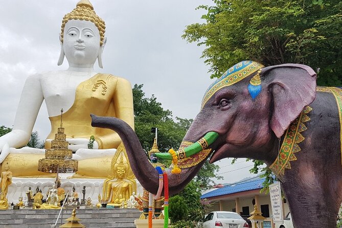 Mastering Chiang Mai Temples in Halfday - Visit 7 Temples - Wat Chedi Luang Varavihara’s massive chedi (and great photo angles)