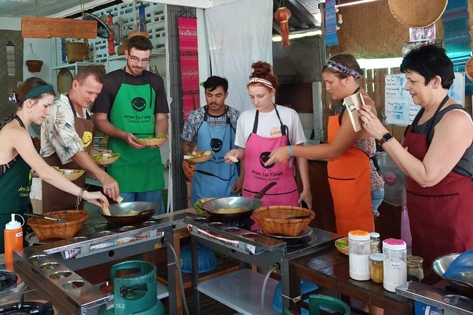 Morning Thai cooking class - Kitchen comfort: fans only, and that affects what to wear