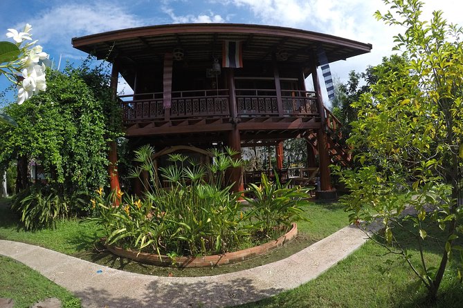 Private: 3 days 2 night trip: ChaingMai-Chaingrai- The Golden Triangle trip - Rooms and meals across Mae Sai and Chiang Mai