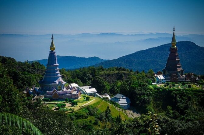 Private All-Inclusive Doi Inthanon & Pha Dok Siew Waterfall Tour - Wachiratarn Falls and the 80-meter wow factor