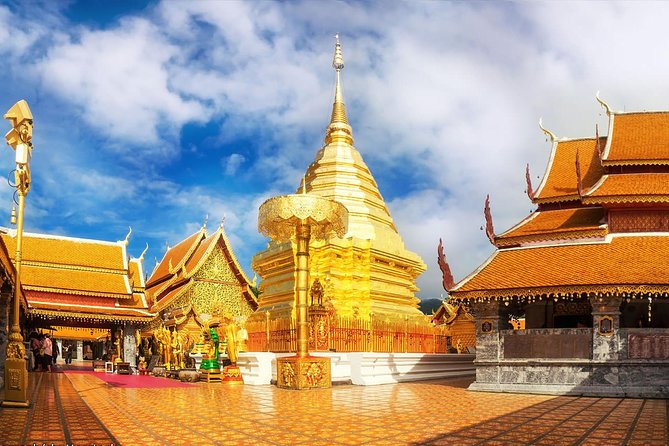 Private Chiang Mai City Tour including Wat Doi Suthep, Wat Suan Dok (SHA Plus) - Wat Chedi Luang: the giant pagoda shaped by an earthquake
