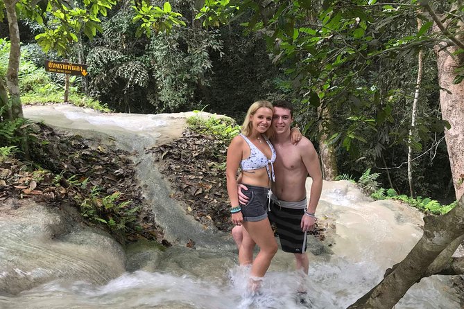 Private Chiang Mai Tour to Bua Thong Waterfalls and Ziplining - Ziplining through the forest: speed, views, and getting it right