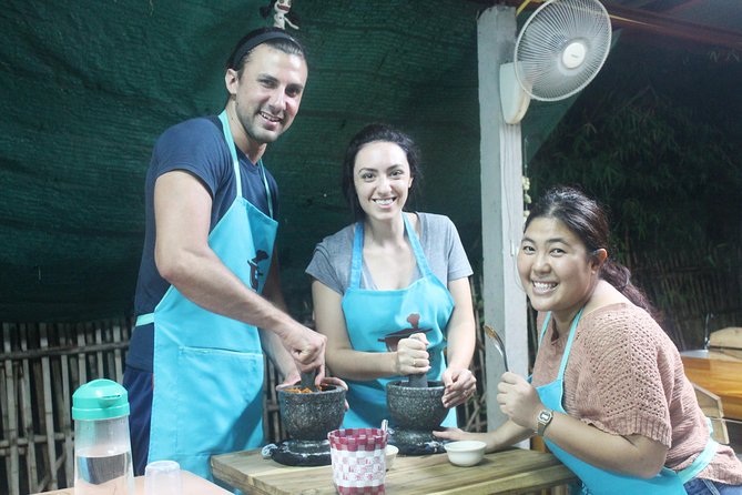Private Dinner Cooking Class with Benny in Chiang Mai - The full-color recipe book you will actually use at home