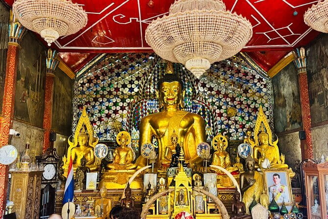 Private Doi Suthep Temple Handicraft Center and Sticky Waterfall - San Kamphaeng Handicraft Highway: shop with a plan, not a random walk