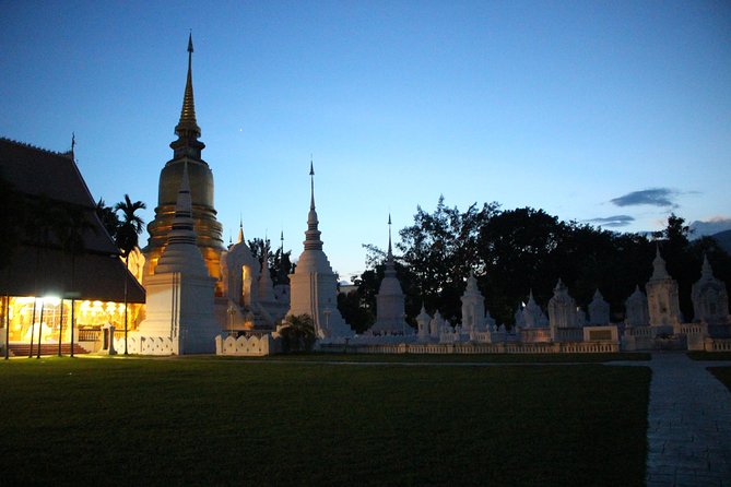 Private Evening! Crisscross Chiang Mai's Night by the classic Tuk Tuk - Hotel pickup and timing: start at 6:00 PM, back before 8:30