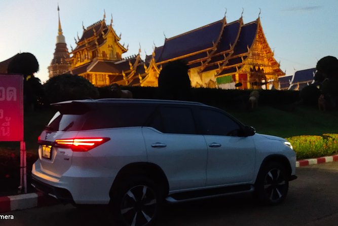 Private Luxury Car rental + English speaking driver: - Key things you should know