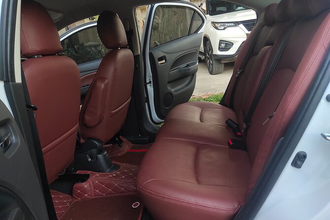 Private Luxury Car rental + English speaking driver: - Chiang Rai day trip: White Temple and Blue Temple require an early start