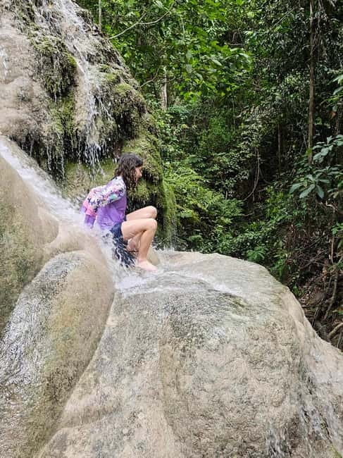 Private : Sticky Waterfall & Secret Temple & Karen Village. - Bua Thong Sticky Waterfall: how the climb works and what to expect