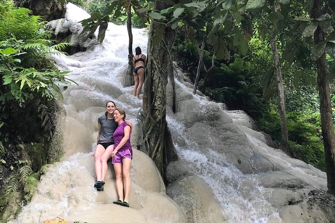 Private tour Chiang Dao cave ,Temples,Sticky waterfall - Key takeaways before you go