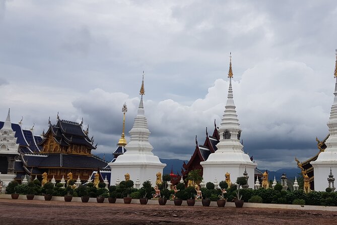 Private tour] Perfect day! Sticky waterfall + ChiangDao Cave + Wat BandenTemple - Wat Ban Den: Large Temple Complex Time With Real Structure
