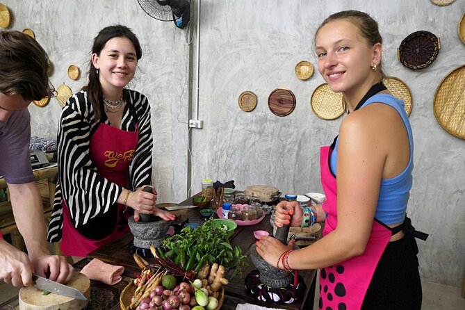 Signature Thai Cooking Course - Market walk plus cooking class, in that order