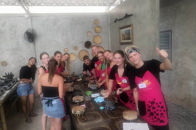 Signature Thai Cooking Course - Mam’s open-air kitchen, and why 1 wok per person matters