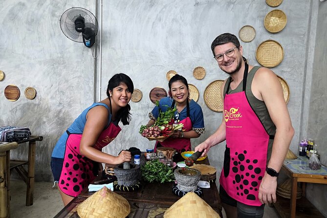 Signature Thai Cooking Course - The meal experience: snack, cooking, then eating together
