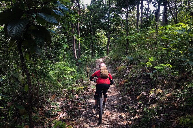 Smoke on the Water Trail Mountain Biking Tour Chiang Mai - The trail style: single track, double track, and a guide who keeps you on the right line