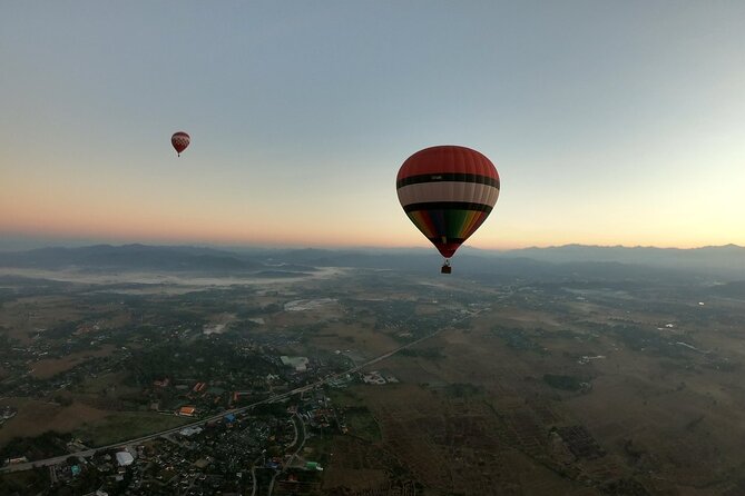 Sunrise Hot Air Balloon Adventure in Chiang Mai - Practical planning for comfort, photos, and a safer landing