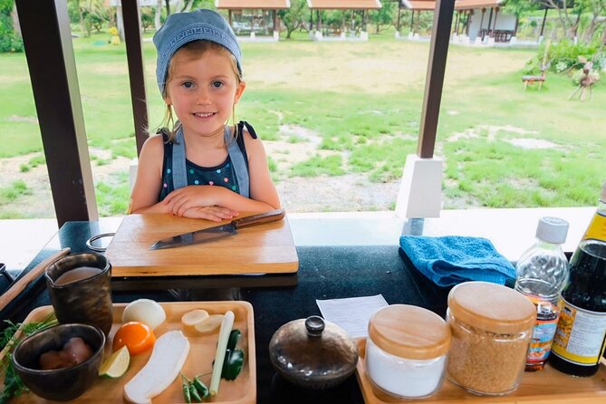 Sunset Thai Cooking with Grandma - Farm & Evening Feast - Mango sticky rice and Thai classics: what you learn by cooking them