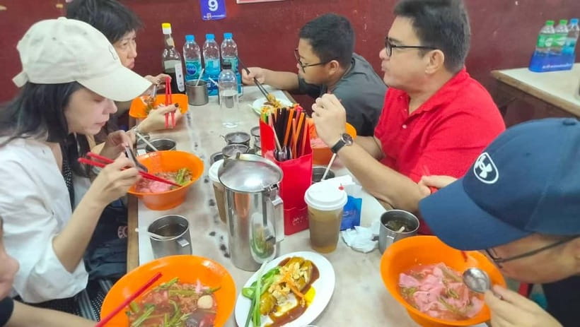 Taste of Chiang Mai: Michelin Guide & Street Food Tour - Lunch option recap: the three-dish Michelin trio