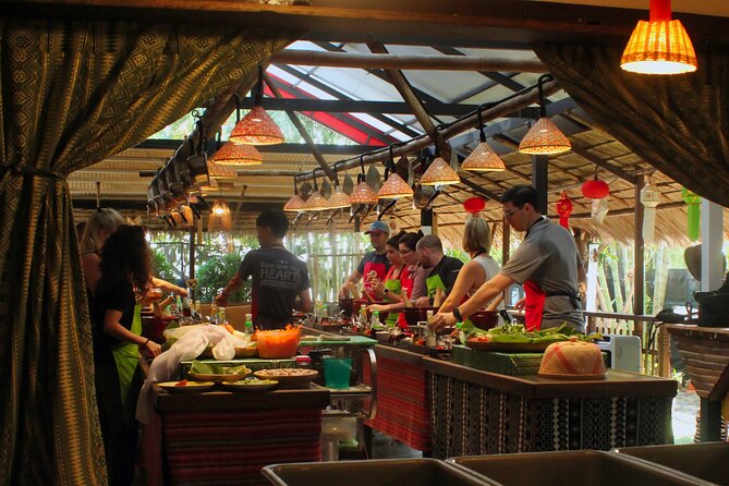 Thai and Akha Cooking Class in Chiang Mai - The 6-hour breakdown: market first (AM) then hands-on cooking