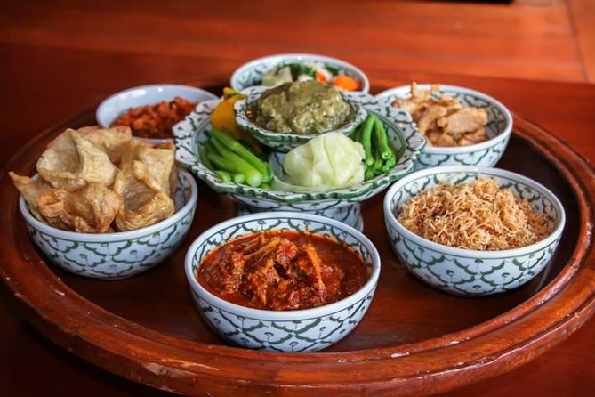 Traditional Khantoke Dinner and Show from Chiang Mai - Pickup, Drop-off, and How to Avoid a Rushed Arrival