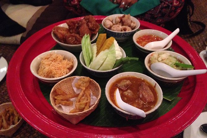 Traditional Khum Khantoke Dinner & Dance Show at Chiang Mai with Return Transfer - Lanna Style, Not Just Another Dinner: What Those Toke Tables Tell You