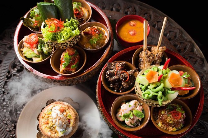 Traditional Khum Khantoke Dinner & Dance Show at Chiang Mai with Return Transfer - FAQ
