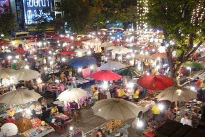 Traditional Khum Khantoke Dinner from Chiang Mai with Cultural Dance Show - Key moments worth planning around