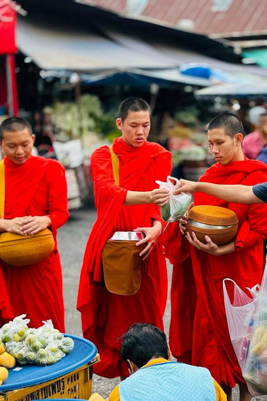 Walk With Monks Collecting Alms(meeting point maybe change) - Price and value: is $20 worth 2.5 hours?