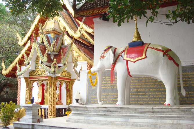 Wat Phra That Doi Suthep & Hmong Village Half Day Tour From Chiang Mai - How the Hmong Village Visit Works and What You Can Learn
